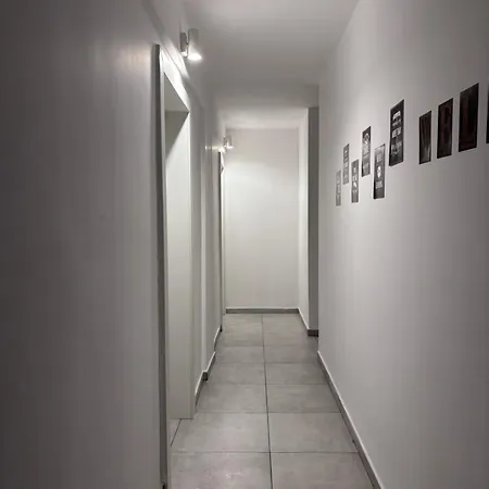 Comfortable 1br 5 Min To Ladadika *
