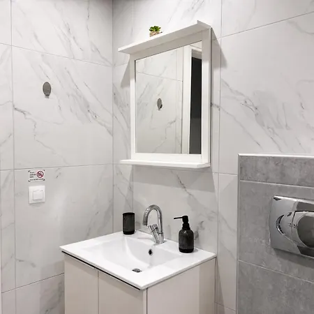Comfortable 1br 5 Min To Ladadika, Buka Hospitality Szaloniki