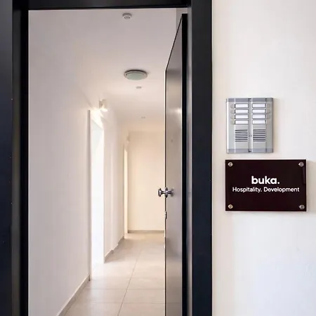 Apartman Comfortable 1br 5 Min To Ladadika, Buka Hospitality