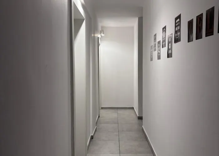 Comfortable 1br 5 Min To Ladadika *